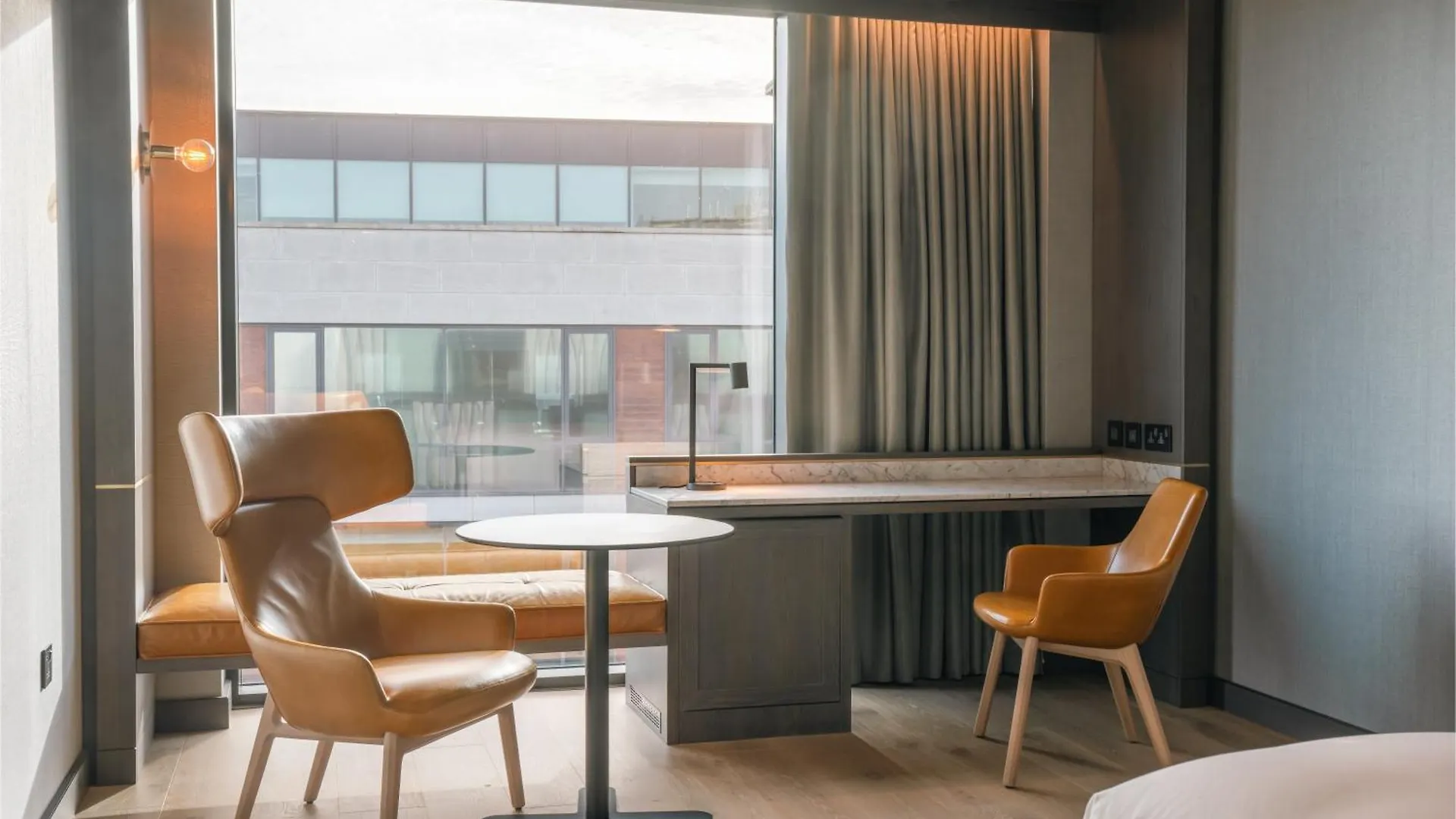 Radisson Blu Royal Hotel Dublin 4*,