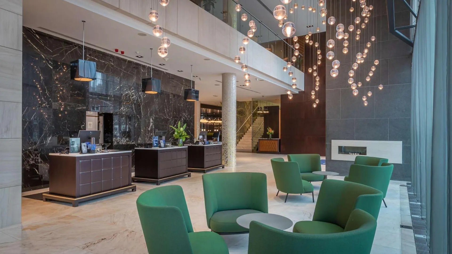 Radisson Blu Royal Hotel Dublin 4*,